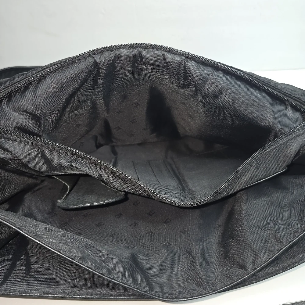 Good Condition Black Flap Kenneth Cole Leather Laptop Bag